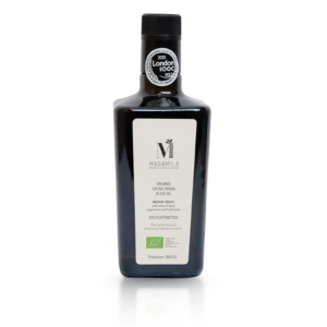 Organic Extra Virgin Olive Oil is made from a blend of olives. It presents a high level of fruitiness, bitterness and pungency, as well as a very low acidity level.