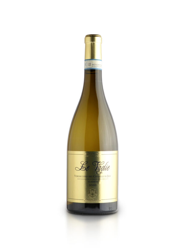 Le Vaglie by Santa Barbara is a Verdicchio with medium intensity and structure that shows a beautiful bright yellow, with golden shades. The nose offers a rich and varied bouquet alternating notes of citrus and fresh almonds, while the taste is rich and beautiful freshness, with a long finish